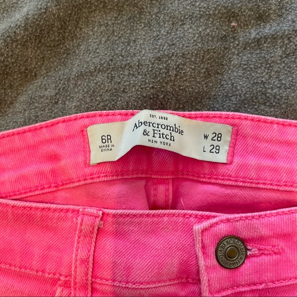 Abercrombie and Fitch Hot Pink / Neon Jeans - Picture 3 of 4